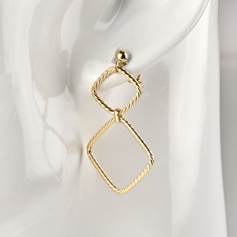 UNOAERRE K18イエローゴールドデザインピアス 31795